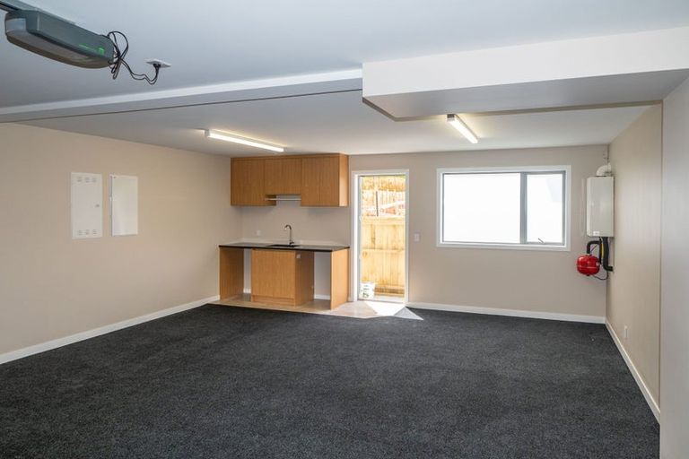 Photo of property in 165 Amesbury Drive, Churton Park, Wellington, 6037