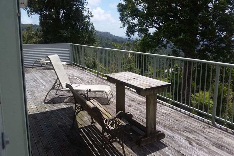 Photo of property in 182 Opanuku Road, Henderson Valley, Auckland, 0612