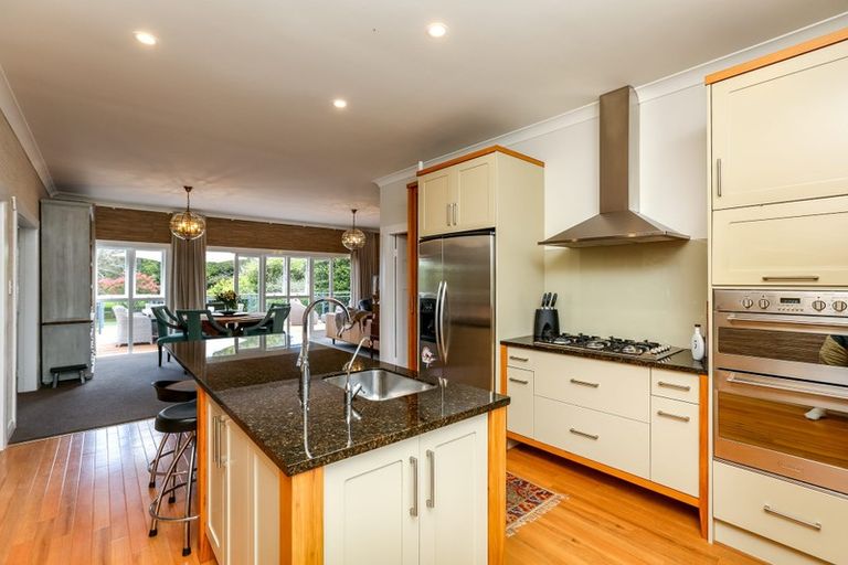 Photo of property in 331 Barrett Road, Omata, New Plymouth, 4374
