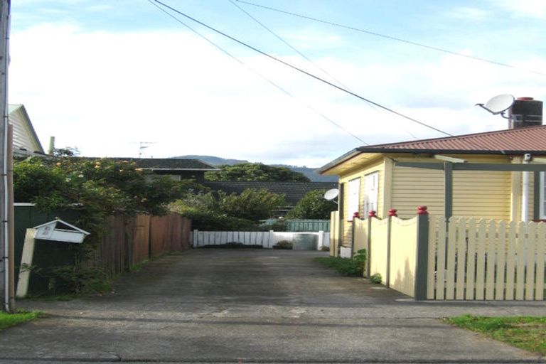 Photo of property in 8a Taita Drive, Boulcott, Lower Hutt, 5011