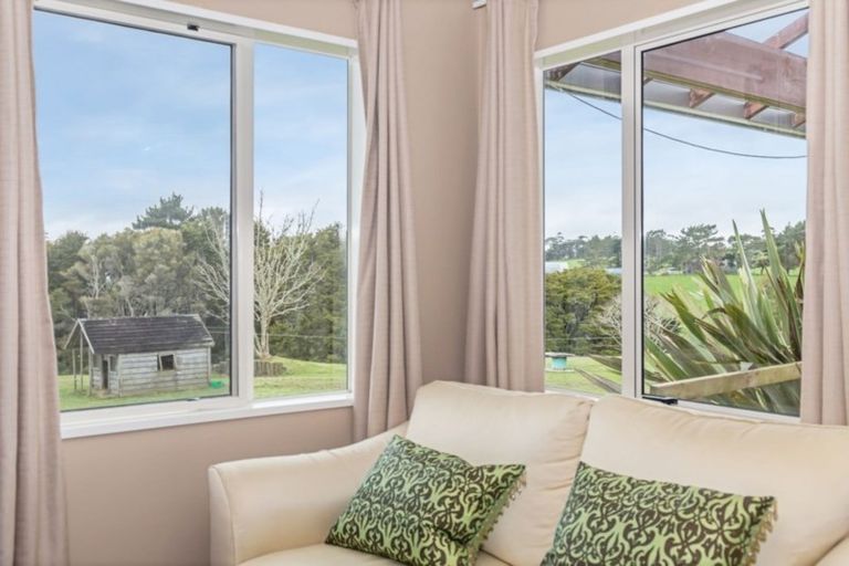 Photo of property in 500 Whitehills Road, Waitoki, Silverdale, 0994