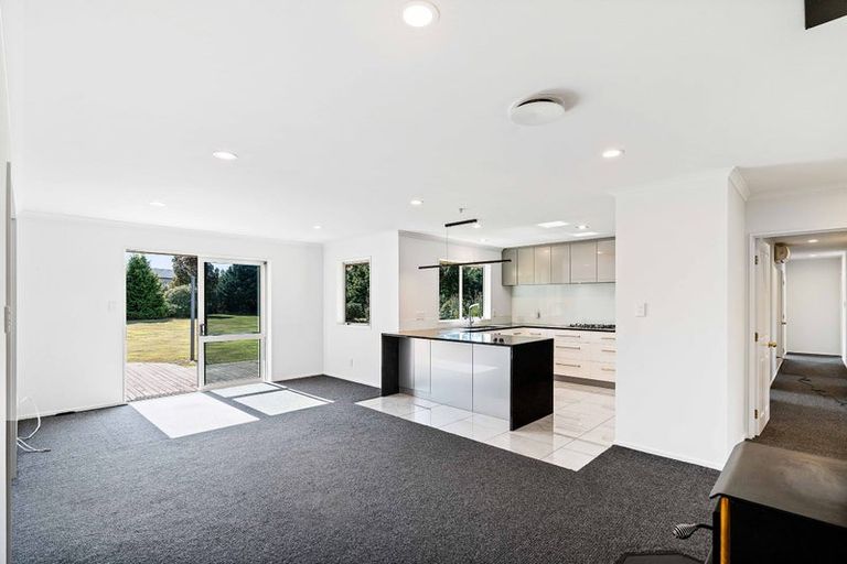 Photo of property in 26 Waterbridge Way, Rolleston, 7614
