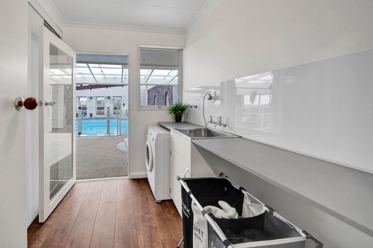 Photo of property in 37a Trafalgar Street, Westown, New Plymouth, 4310