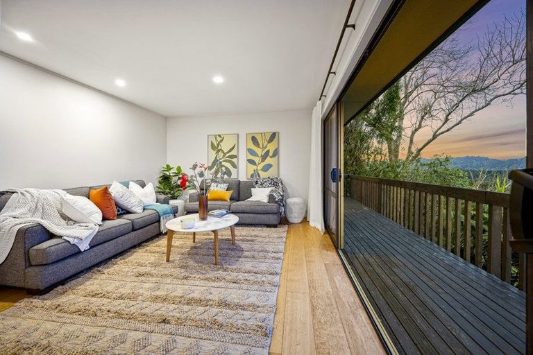 Photo of property in 3 Laingfield Terrace, Laingholm, Auckland, 0604