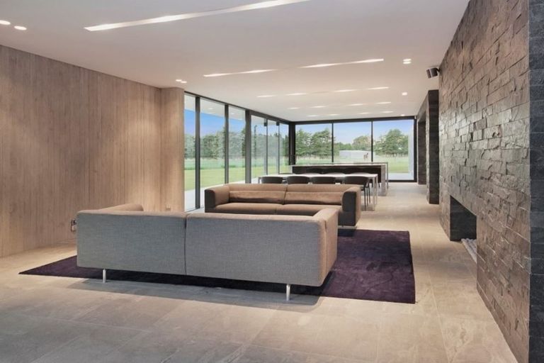 Photo of property in 400 Pound Road, Yaldhurst, Christchurch, 7676