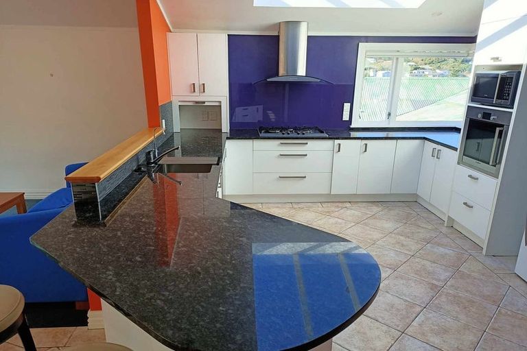 Photo of property in 22 Manuka Street, Miramar, Wellington, 6022