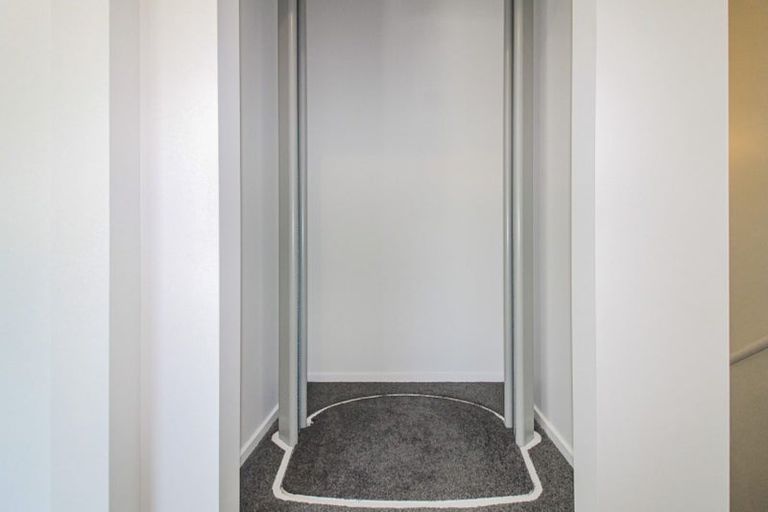 Photo of property in 1/7 Grays Road, Plimmerton, Porirua, 5026