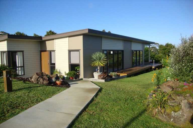 Photo of property in 5 Waterview Place, Haruru, 0204