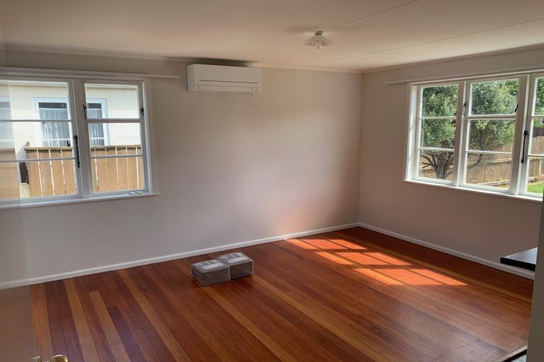 Photo of property in 13-15 Gillespie Street, Taita, Lower Hutt, 5011