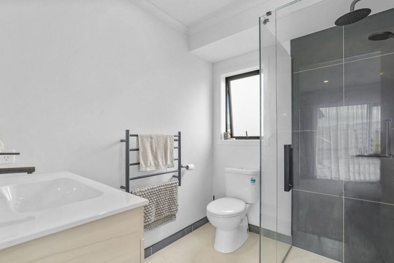 Photo of property in 52 Oakdale Drive, Kinloch, Taupo, 3377