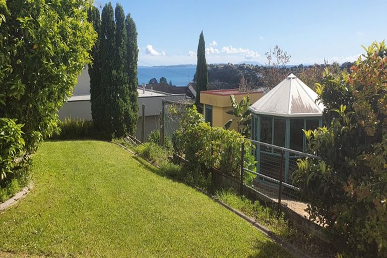 Photo of property in 35 Totara Road, Stanmore Bay, Whangaparaoa, 0932