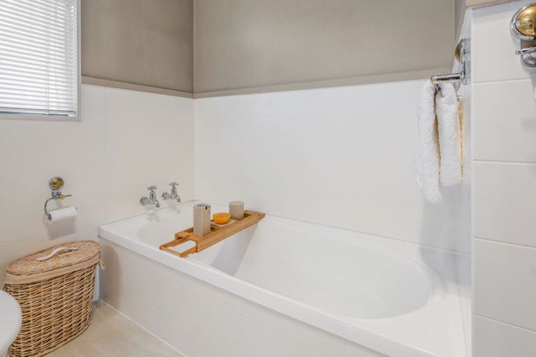 Photo of property in 1/41 Sunset Street, Hilltop, Taupo, 3330