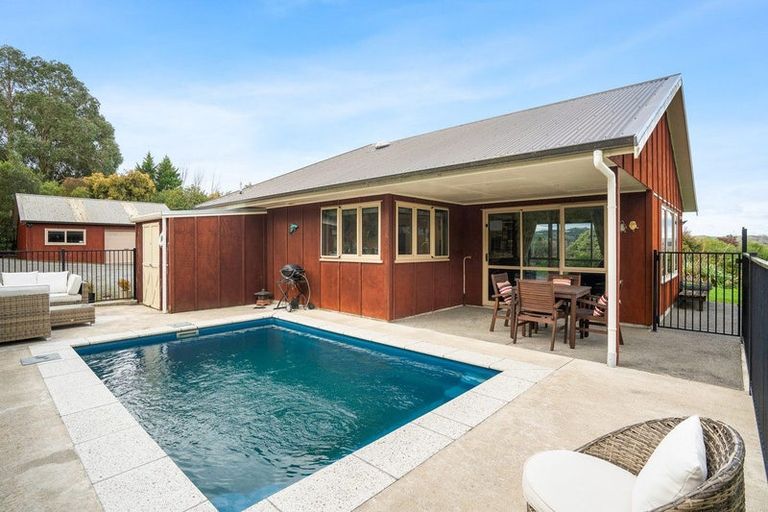 Photo of property in 33 Nikau Heights, Lansdowne, Masterton, 5810