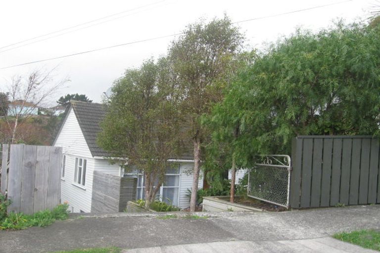 Photo of property in 20 Chew Place, Ranui, Porirua, 5024