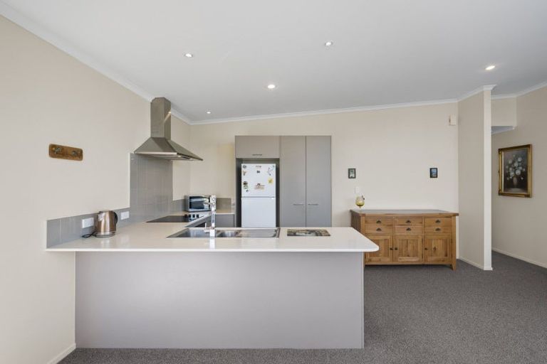 Photo of property in 20 Tory Way, Omokoroa, 3114