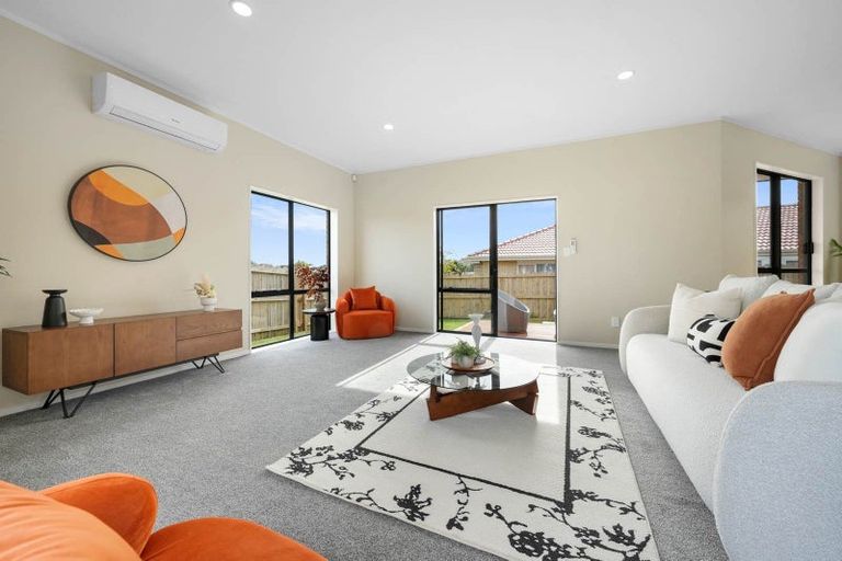 Photo of property in 172 Burswood Drive, Burswood, Auckland, 2013