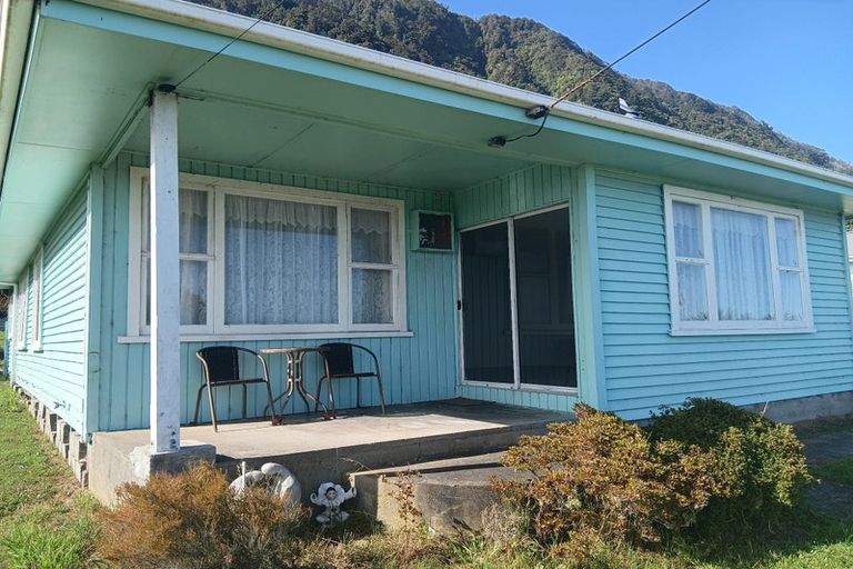 Photo of property in 14 Torea Street, Granity, 7823