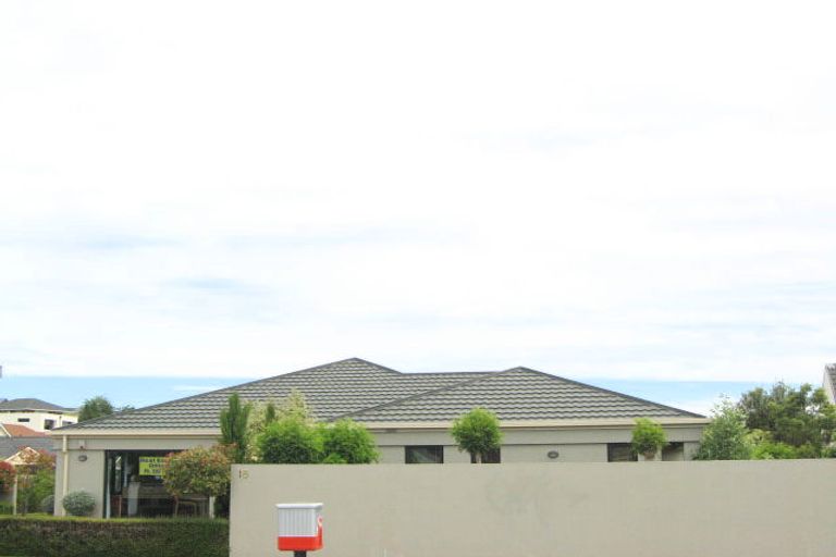 Photo of property in 18 Penruddock Rise, Westmorland, Christchurch, 8025