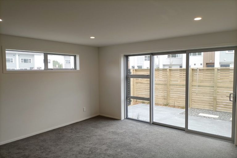 Photo of property in 1119a High Street, Taita, Lower Hutt, 5011