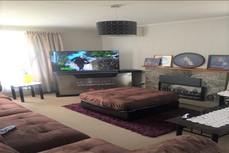 Photo of property in 22 Duggan Avenue, Mangere, Auckland, 2022