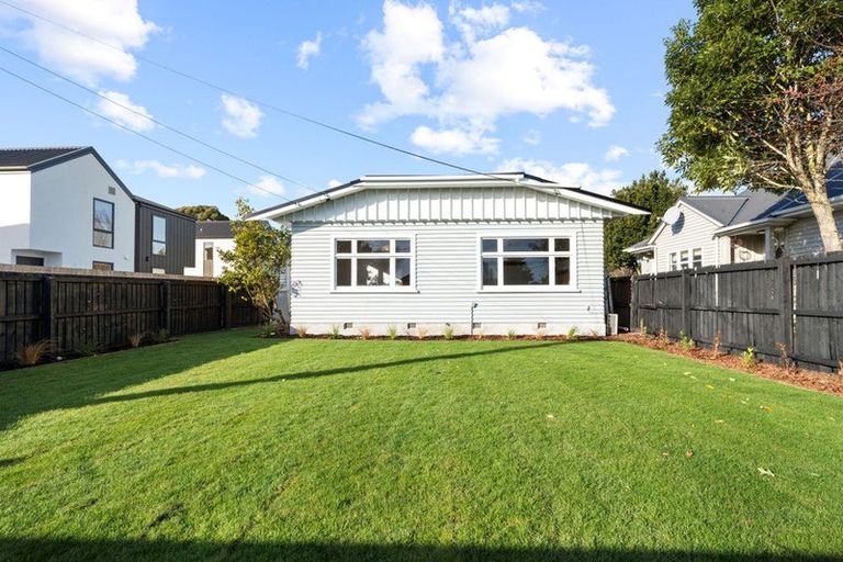 Photo of property in 44 Hillier Place, Spreydon, Christchurch, 8024