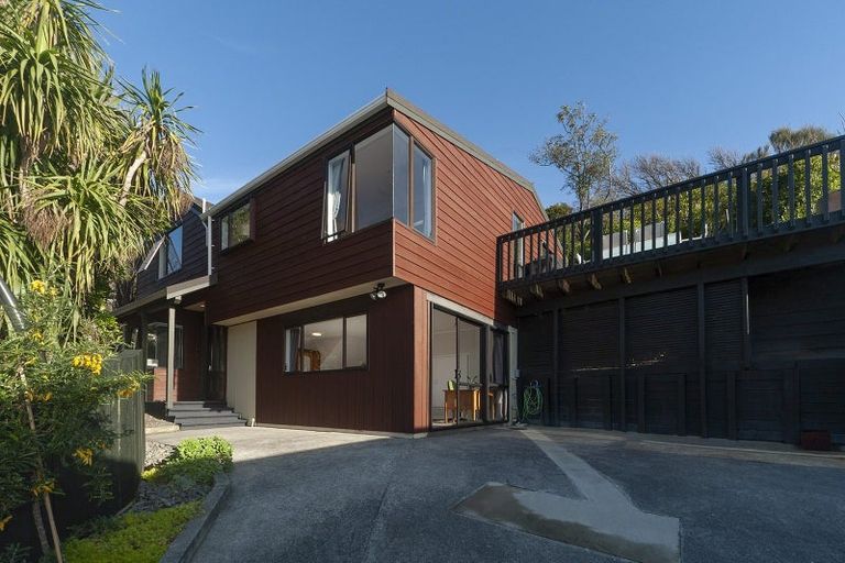 Photo of property in 84a Strathmore Avenue, Strathmore Park, Wellington, 6022