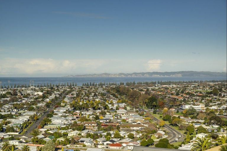 Photo of property in 13 Havelock Road, Hospital Hill, Napier, 4110