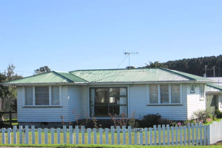 Photo of property in 63 Seabury Avenue, Foxton Beach, Foxton, 4815