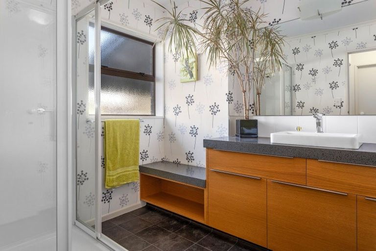 Photo of property in 1 Seaview Lane, Whakatane, 3120