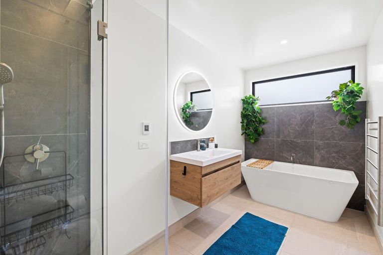 Photo of property in 2/10 Bishop Street, St Albans, Christchurch, 8014