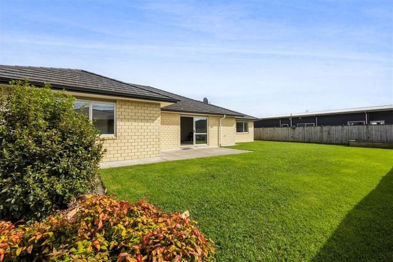Photo of property in 11 Rawiri Drive, Bell Block, New Plymouth, 4312