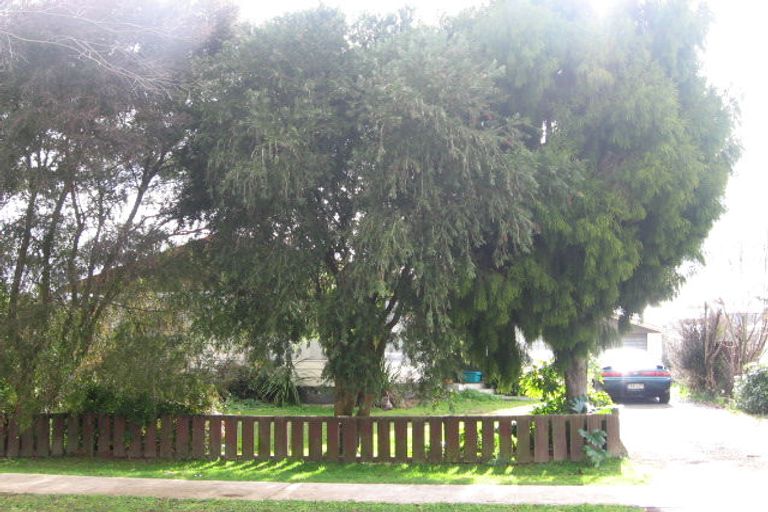 Photo of property in 12 Filmer Place, Melville, Hamilton, 3206