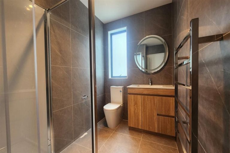 Photo of property in 17 John Gray Street, Papakura, 2110