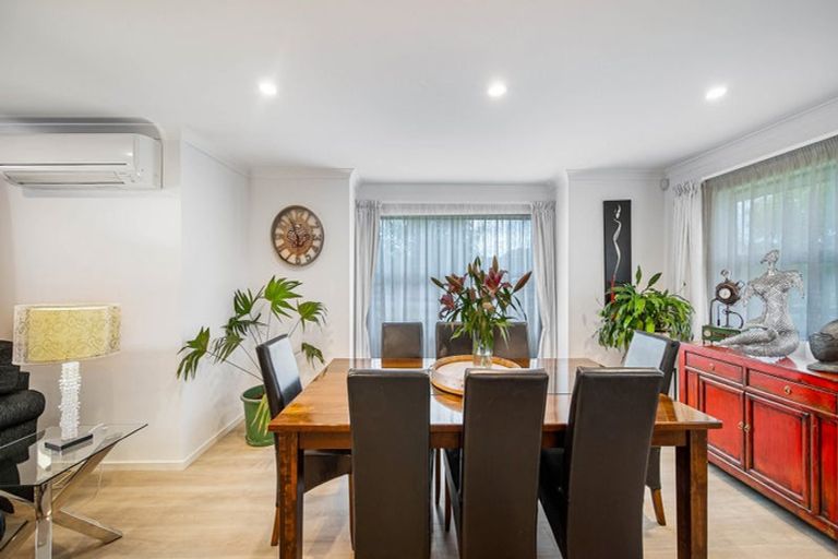 Photo of property in 12 Rossington Drive, West Melton, 7618