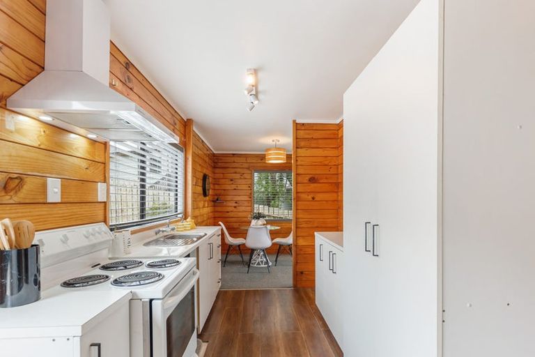 Photo of property in 1/38 Elizabeth Drive, West Harbour, Auckland, 0618