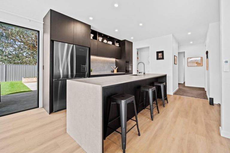 Photo of property in 24 Plains Avenue, Masterton, 5810