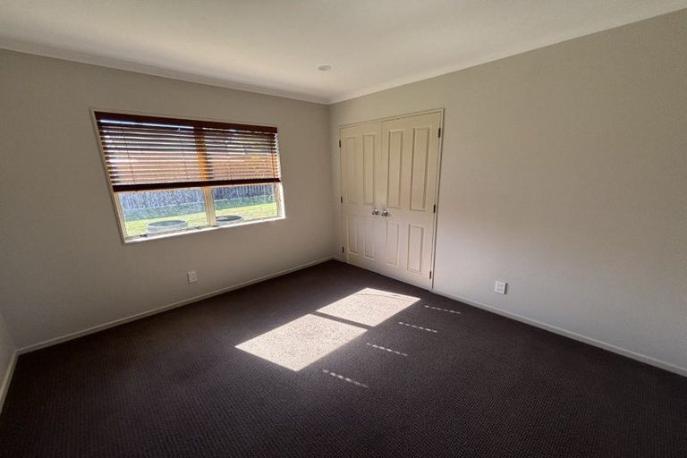 Photo of property in 6 Kea Place, Fitzherbert, Palmerston North, 4410