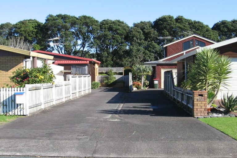 Photo of property in 10a Elizabeth Street, Orewa, 0931