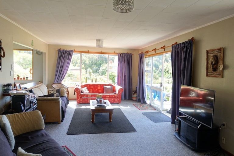 Photo of property in 9 Kowhai Lane, Halfmoon Bay / Oban, Stewart Island, 9818