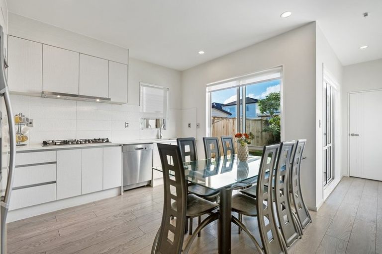 Photo of property in 10 Calcite Avenue, Flat Bush, Auckland, 2019