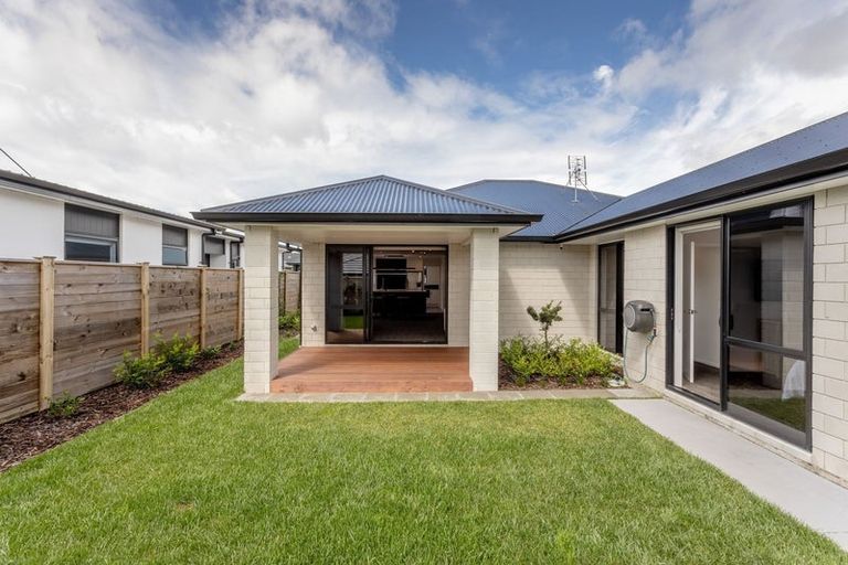 Photo of property in 22 Augusta Rise, Omokoroa, 3114