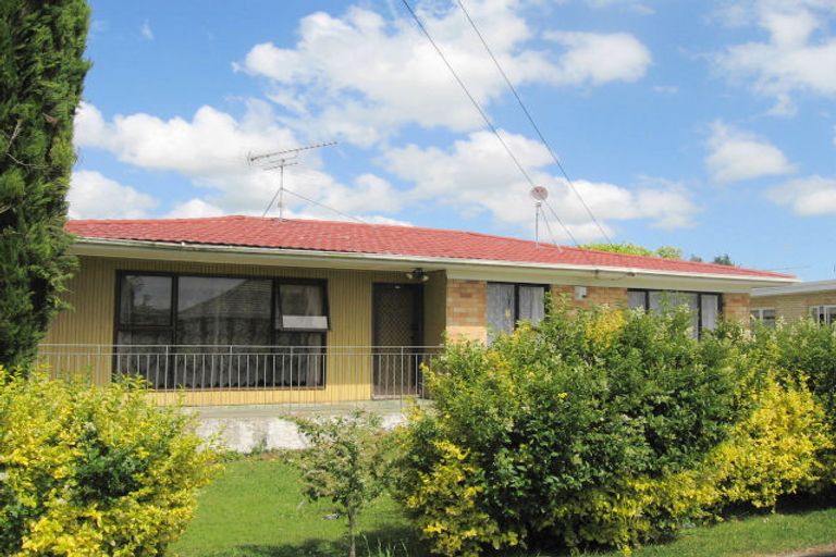 Photo of property in 7 Alexander Avenue, Papatoetoe, Auckland, 2025