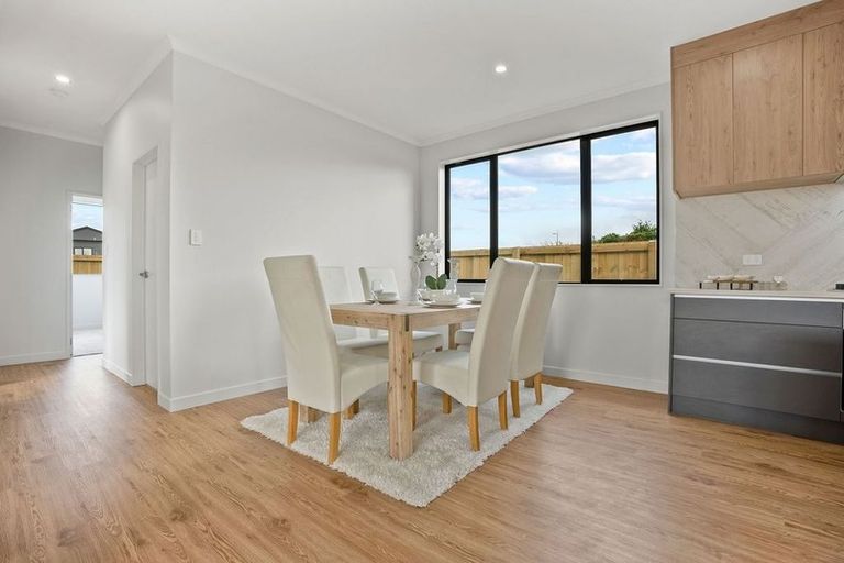 Photo of property in 65 Clarks Beach Road, Clarks Beach, 2122