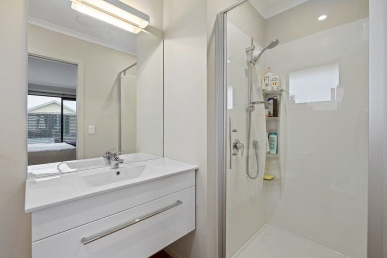 Photo of property in 78 Stratford Drive, Mount Pisa, Cromwell, 9383