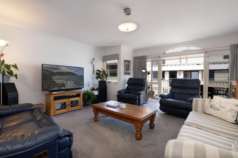 Photo of property in 21b Oceanbeach Road, Mount Maunganui, 3116