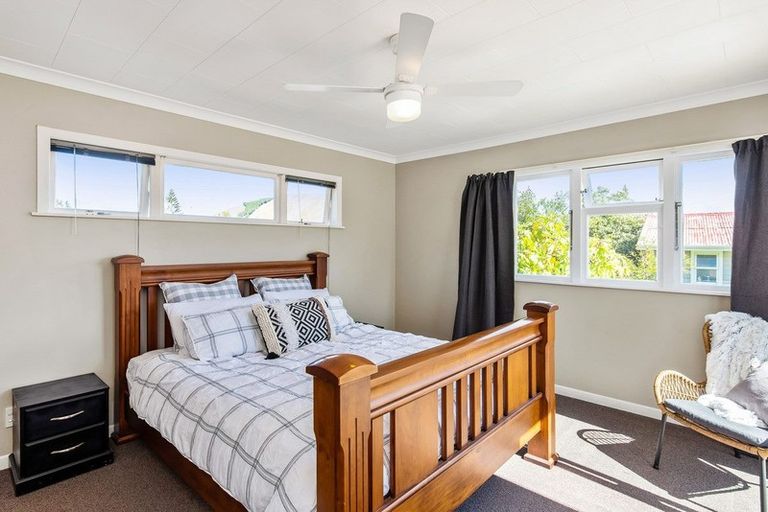 Photo of property in 53a Elizabeth Street, Waikanae, 5036