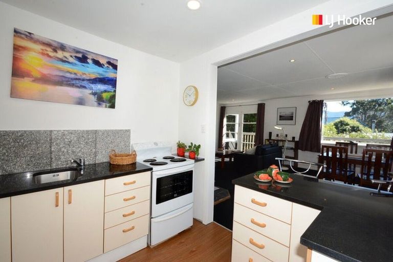 Photo of property in 25 Frances Street, Broad Bay, Dunedin, 9014