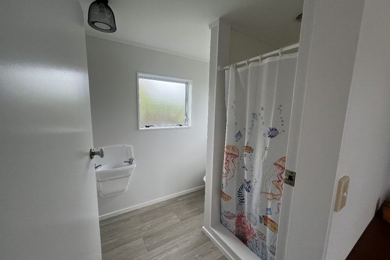 Photo of property in 1 Karaka Street, Otaki Beach, Otaki, 5512