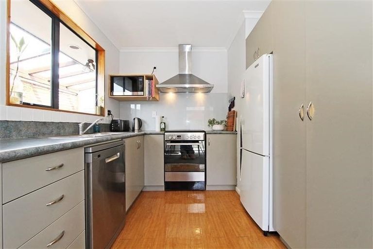 Photo of property in 15 Duffy Place, Stoke, Nelson, 7011