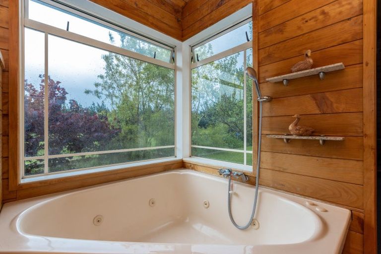 Photo of property in 579 Swamp Road, Puketapu, Napier, 4183